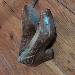 Vintage 00's Frye Peep-toe Wedge Heels In Cognac Leather, size 8.5
